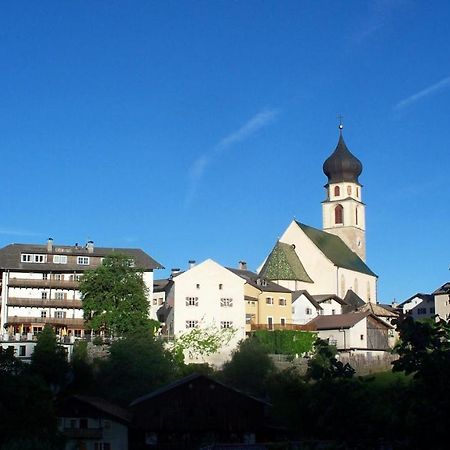 Hotel Rose Wenzer Fiè Екстериор снимка